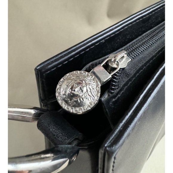 Gianni Versace Vintage Silver Medusa Tote Bag Black PU Leather - Picture 6 of 16